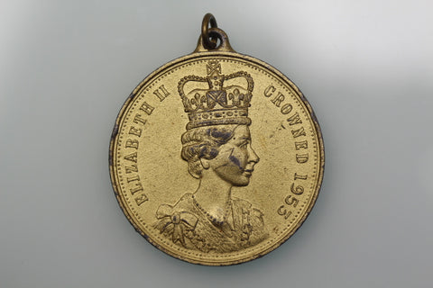 GB 1953 QUEEN ELIZABETH II CORONATION 5 SHIELDS MEDAL