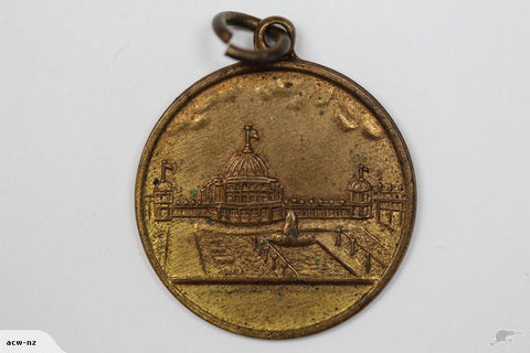 M1925-26/5.4 NZ SOUTH SEAS EXHIBITION DUNEDIN MEDAL GILT