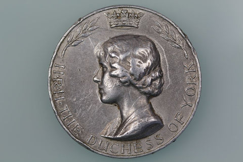 USA ADVERT TOKEN WELDONS FASHIONS PATTERNS DUCHESS YORK MEDAL