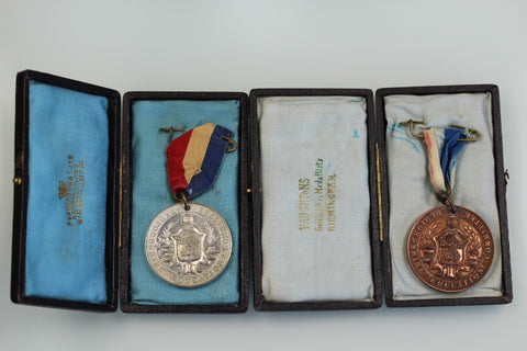 GB BEDFORDSHIRE EDUCATION COMMITTEE PAIR OF MEDALS CASED AWARDED